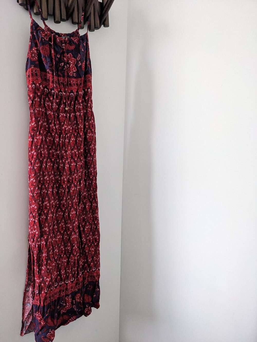 Suzy Shier Women's Red Patterned Maxi Dress - Size US S